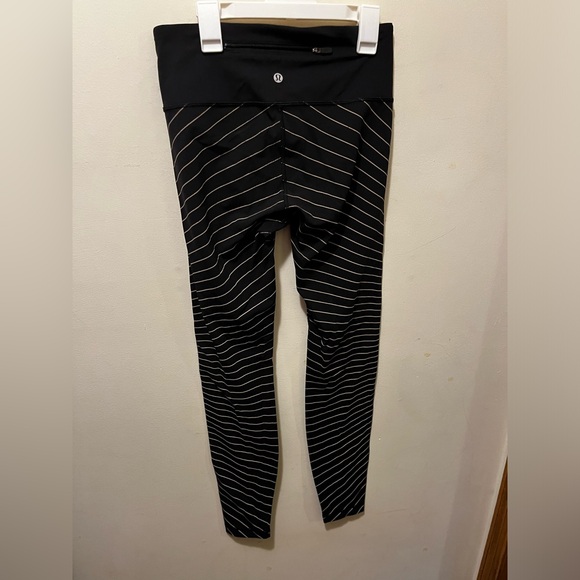Lululemon Wunder speed reflective detailed 28” leggings sz 6 - Picture 11 of 12